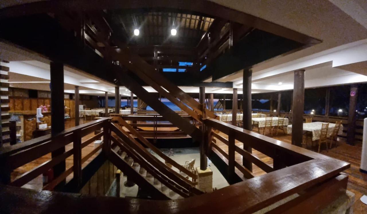 Aquaventure Reef Club Hotel Mabini  Exterior photo