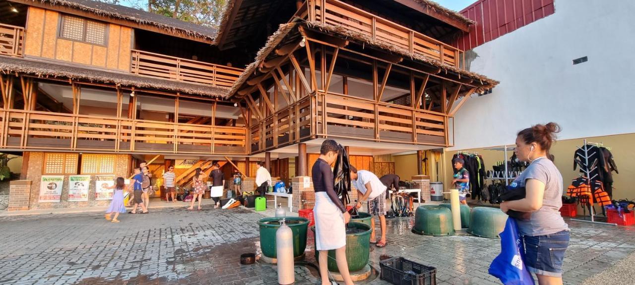 Aquaventure Reef Club Hotel Mabini  Exterior photo